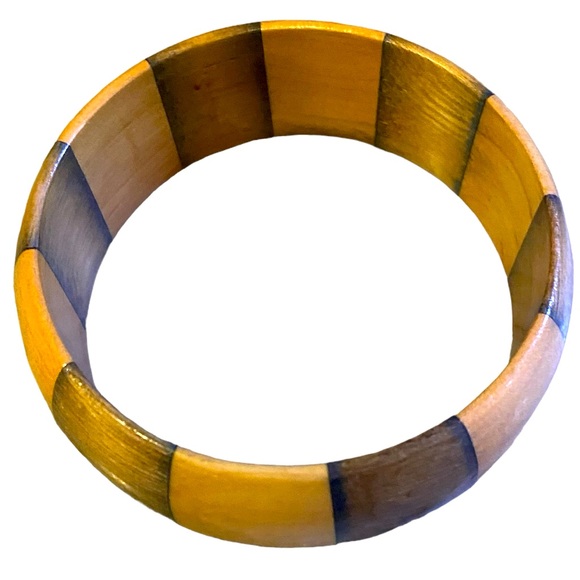 Jewelry - Striped Wooden Bangle